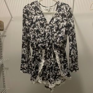 Cute romper, worn 1x